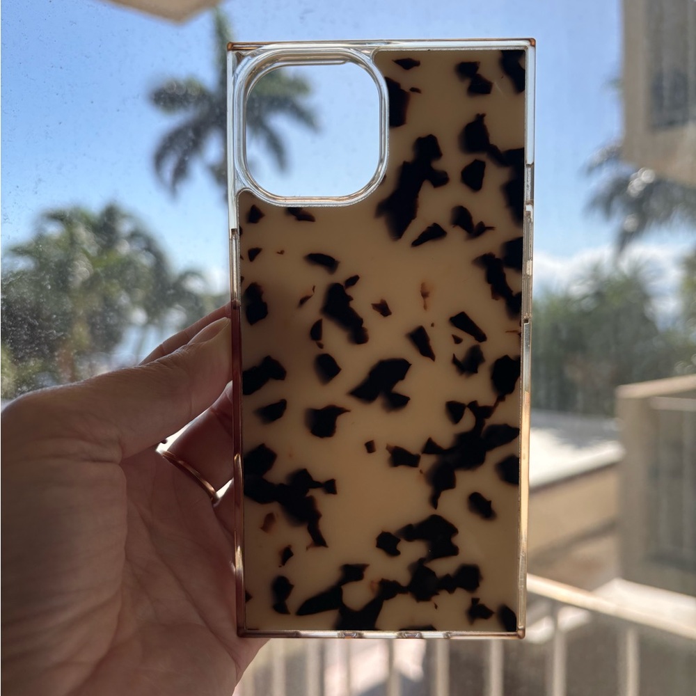 Flaunt Torti Black and Cream Phone Case